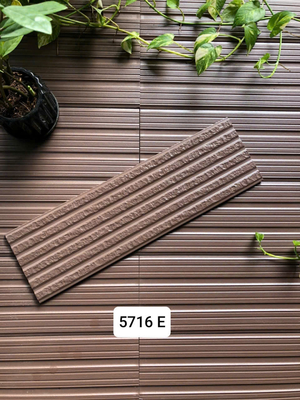 Việt Nhât 5715F